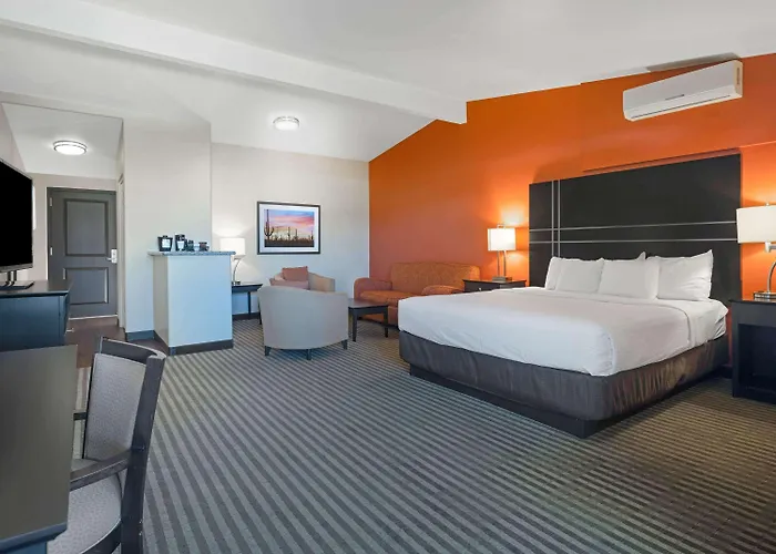 Hotel Spark By Hilton Reid Park 3*