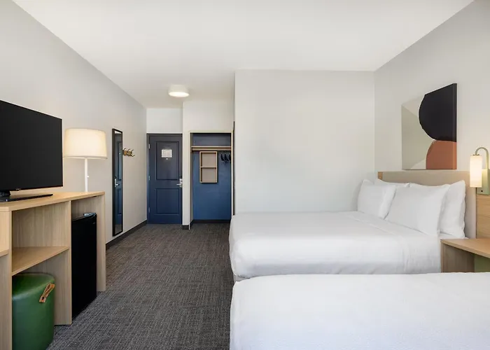 Spark By Hilton Reid Park Hotel 3*