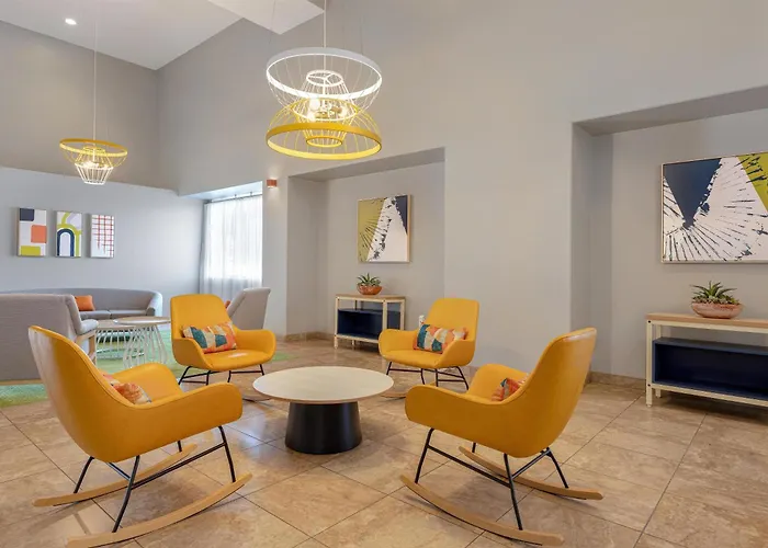 Hotel Spark By Hilton Reid Park 3*